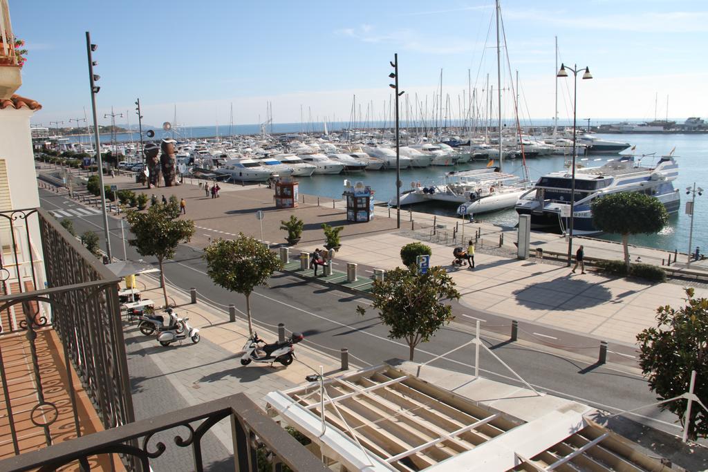 Acp Cambrils Puerto Apartamentos Oda fotoğraf